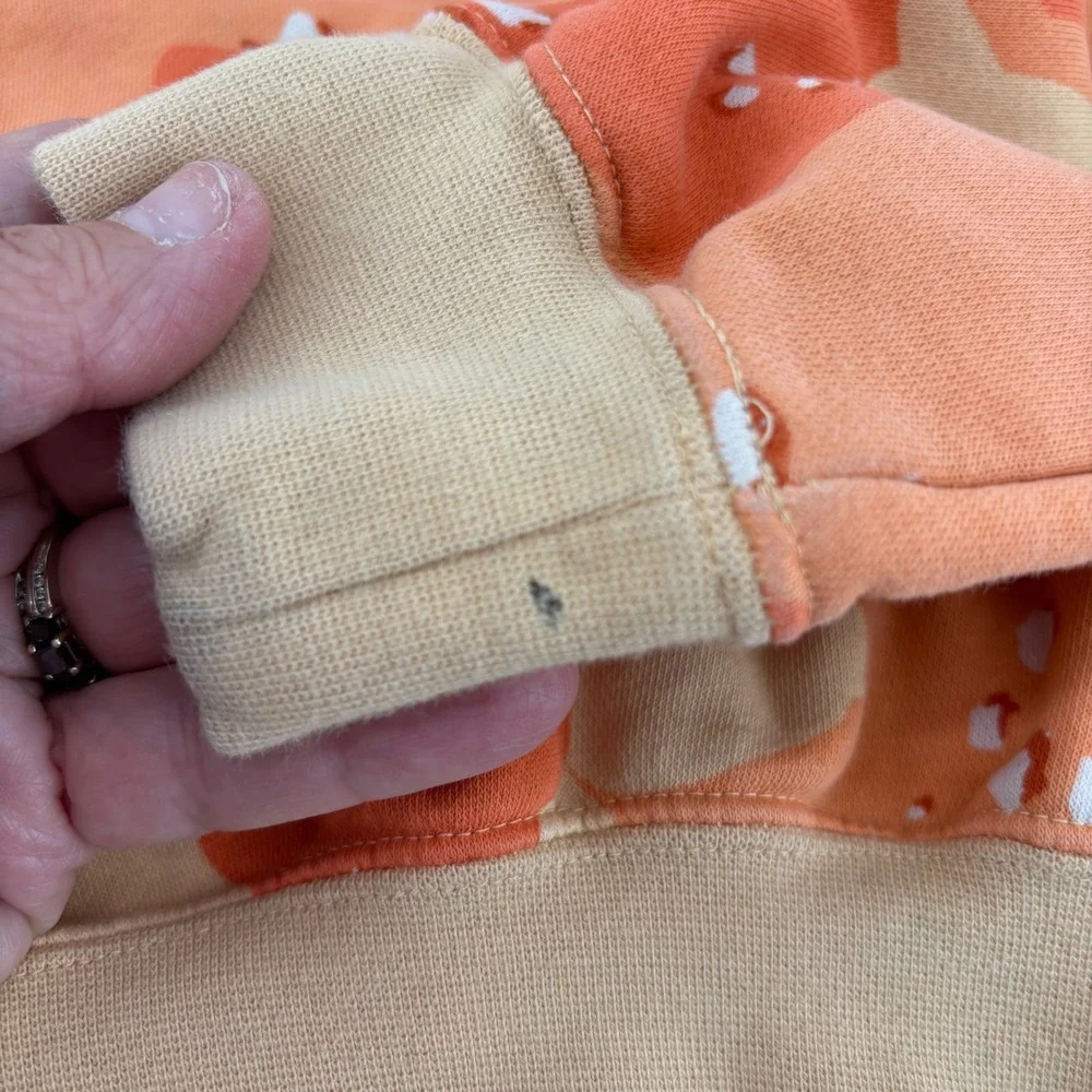 Nike Womens Camo Cropped Hoodie Size Medium Orange Desert Camouflage - Picture 9 of 14